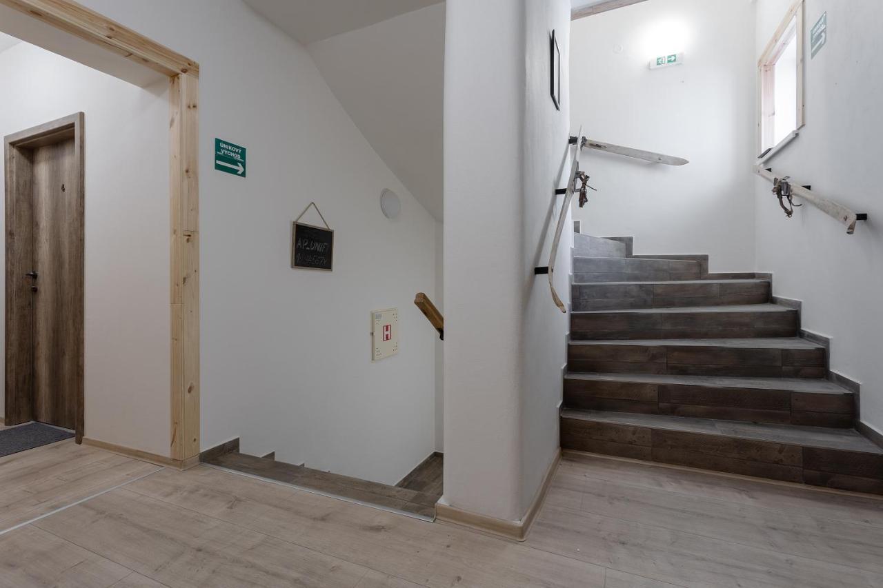 Vlevo Dole Koko Apartment By Sprava Ubytka Rokytnice nad Jizerou Ngoại thất bức ảnh